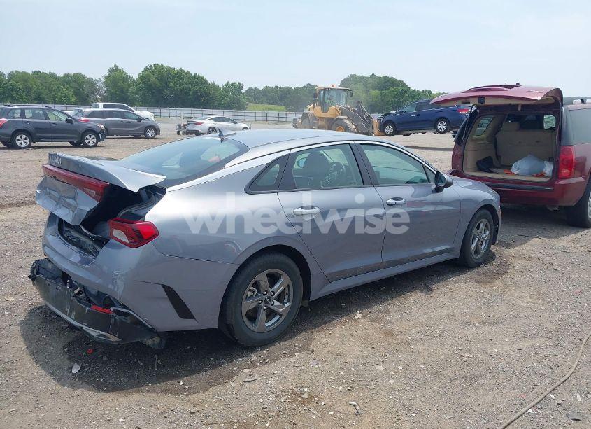 Photo 4 of 2023 Kia K5 LXS (VIN 5XXG14J2XPG175657)