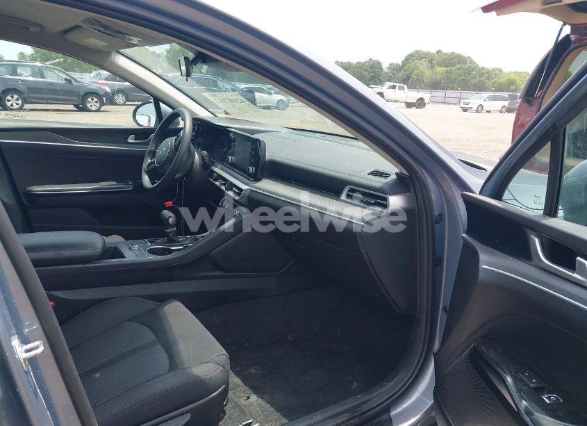 Photo 5 of 2023 Kia K5 LXS (VIN 5XXG14J2XPG175657)