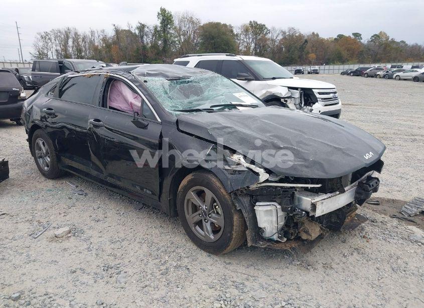 2024 Kia K5 LXS (VIN 5XXG14J2XRG237528) main photo