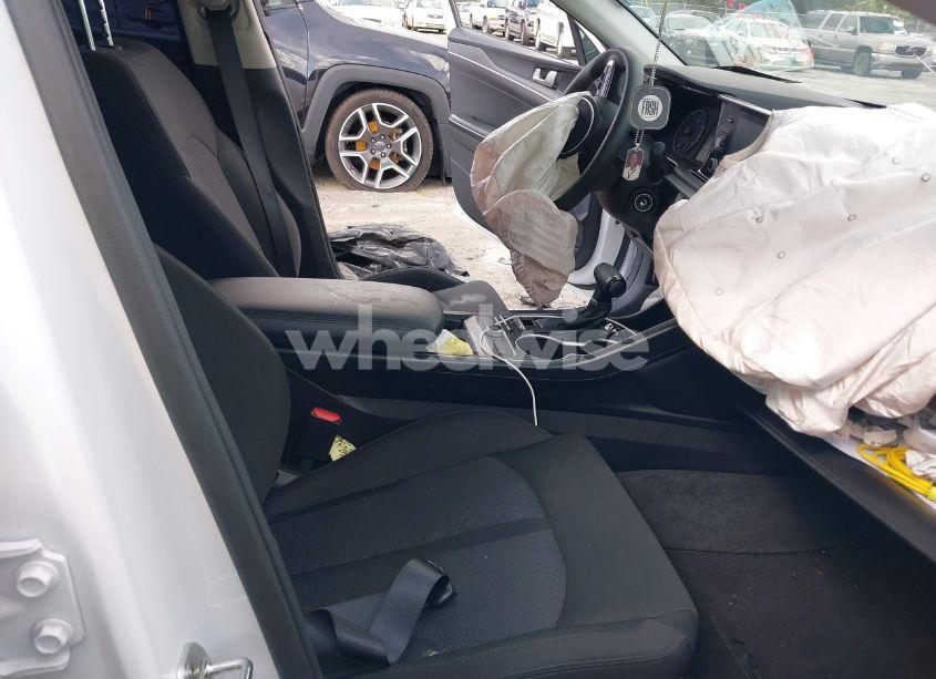 Photo 5 of 2022 Kia K5 LX (VIN 5XXG24J20NG108463)