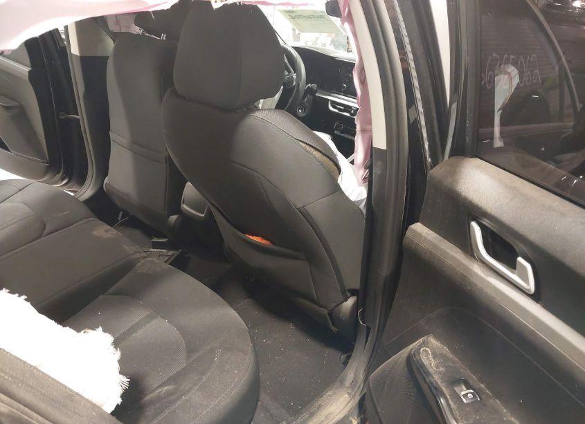 Photo 8 of 2021 Kia K5 LX (VIN 5XXG24J21MG016759)