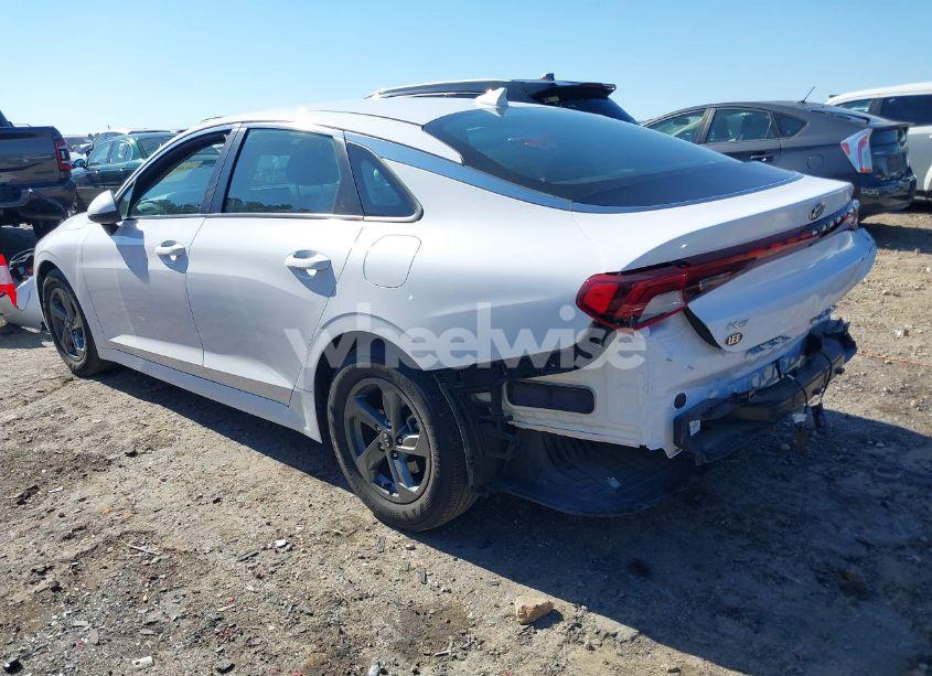 Photo 3 of 2021 Kia K5 LX (VIN 5XXG24J22MG022358)