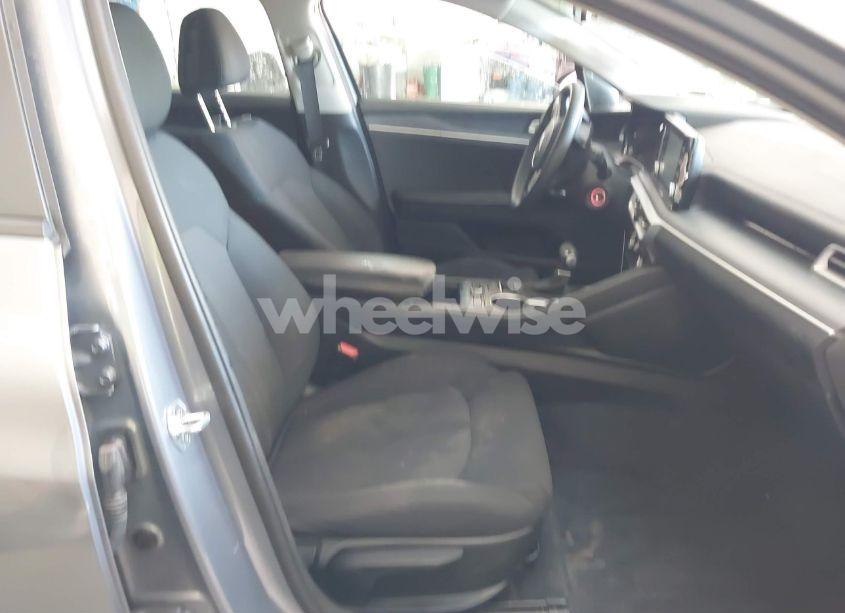 Photo 5 of 2021 Kia K5 LX (VIN 5XXG24J23MG006041)