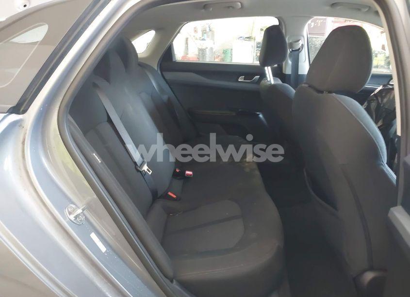 Photo 8 of 2021 Kia K5 LX (VIN 5XXG24J23MG006041)