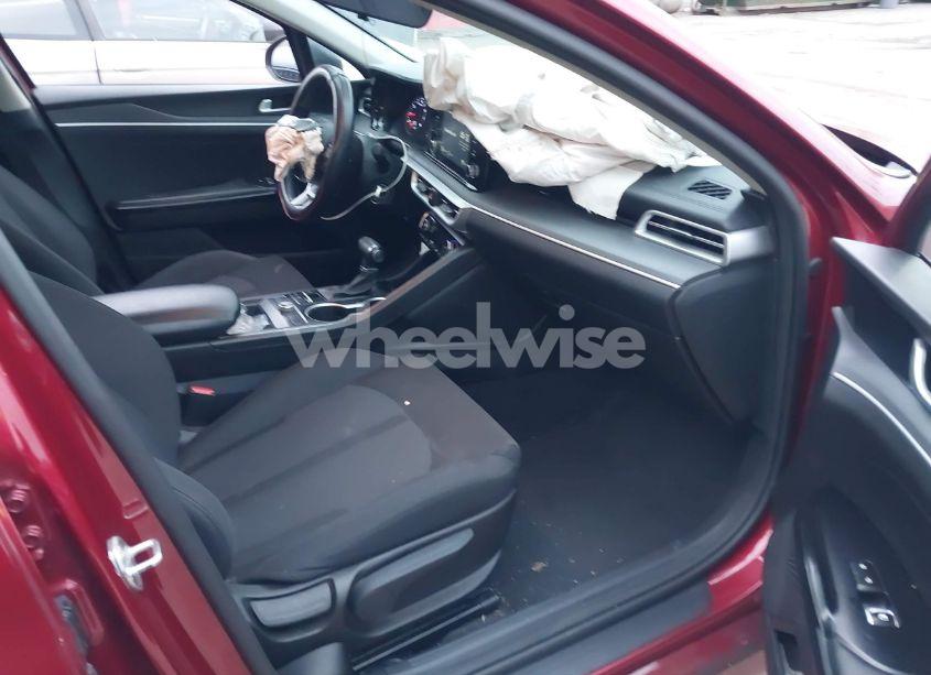 Photo 5 of 2021 Kia K5 LX (VIN 5XXG24J24MG041221)