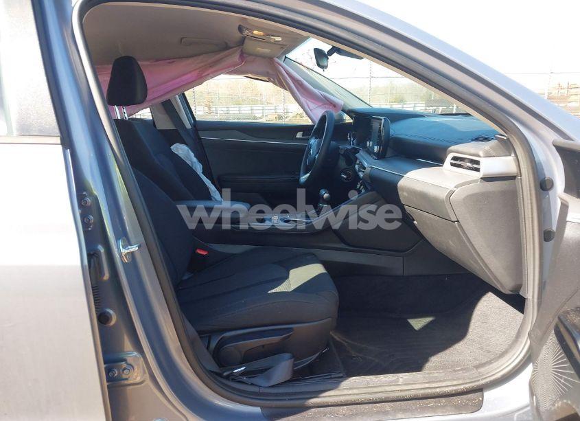 Photo 5 of 2021 Kia K5 LX (VIN 5XXG24J25MG024282)