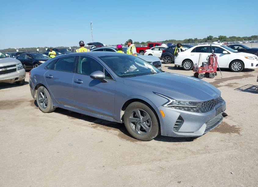 2022 Kia K5 LX (VIN 5XXG24J27NG107228) main photo