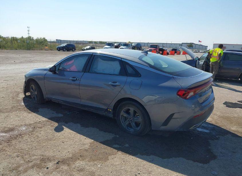 Photo 3 of 2022 Kia K5 LX (VIN 5XXG24J27NG107228)