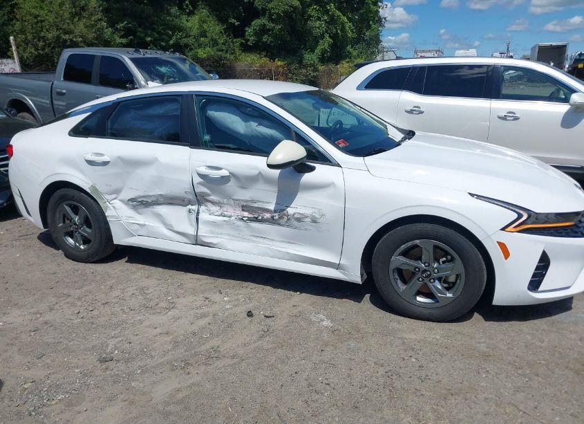 Photo 13 of 2021 Kia K5 LX (VIN 5XXG24J29MG014354)