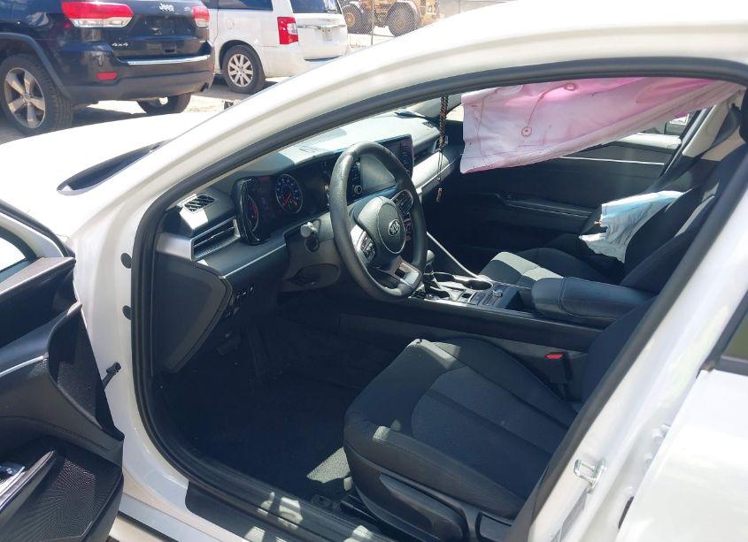 Photo 5 of 2021 Kia K5 LX (VIN 5XXG24J29MG014354)