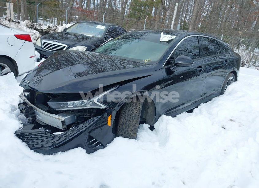 Photo 2 of 2021 Kia K5 EX (VIN 5XXG34J20MG007046)