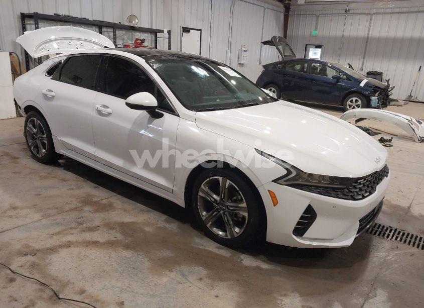 2022 Kia K5 EX (VIN 5XXG34J21NG146670) main photo