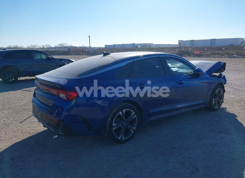 Photo 4 of 2021 Kia K5 EX (VIN 5XXG34J22MG036869)