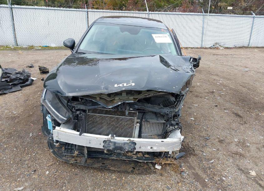 Photo 6 of 2022 Kia K5 EX (VIN 5XXG34J23NG117770)