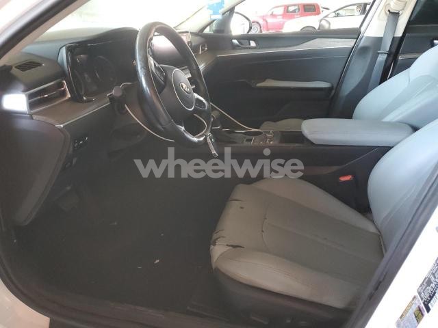 Photo 2 of 2021 KIA K5 EX (VIN 5XXG34J24MG062289)