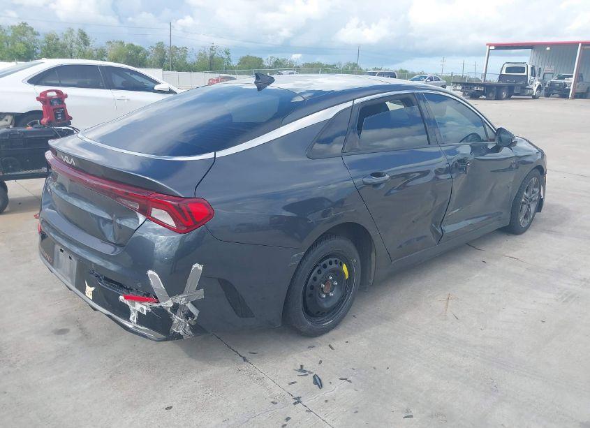 Photo 4 of 2022 Kia K5 EX (VIN 5XXG34J24NG115302)