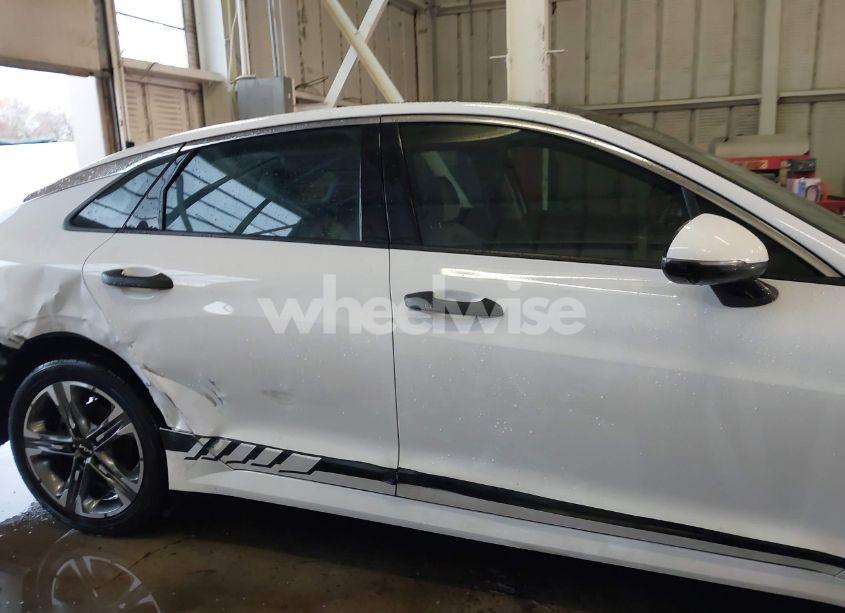 Photo 13 of 2022 Kia K5 EX (VIN 5XXG34J24NG119737)