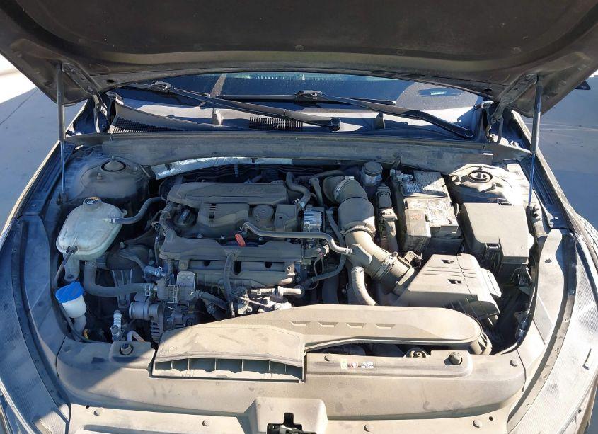 Photo 10 of 2021 Kia K5 EX (VIN 5XXG34J25MG014090)