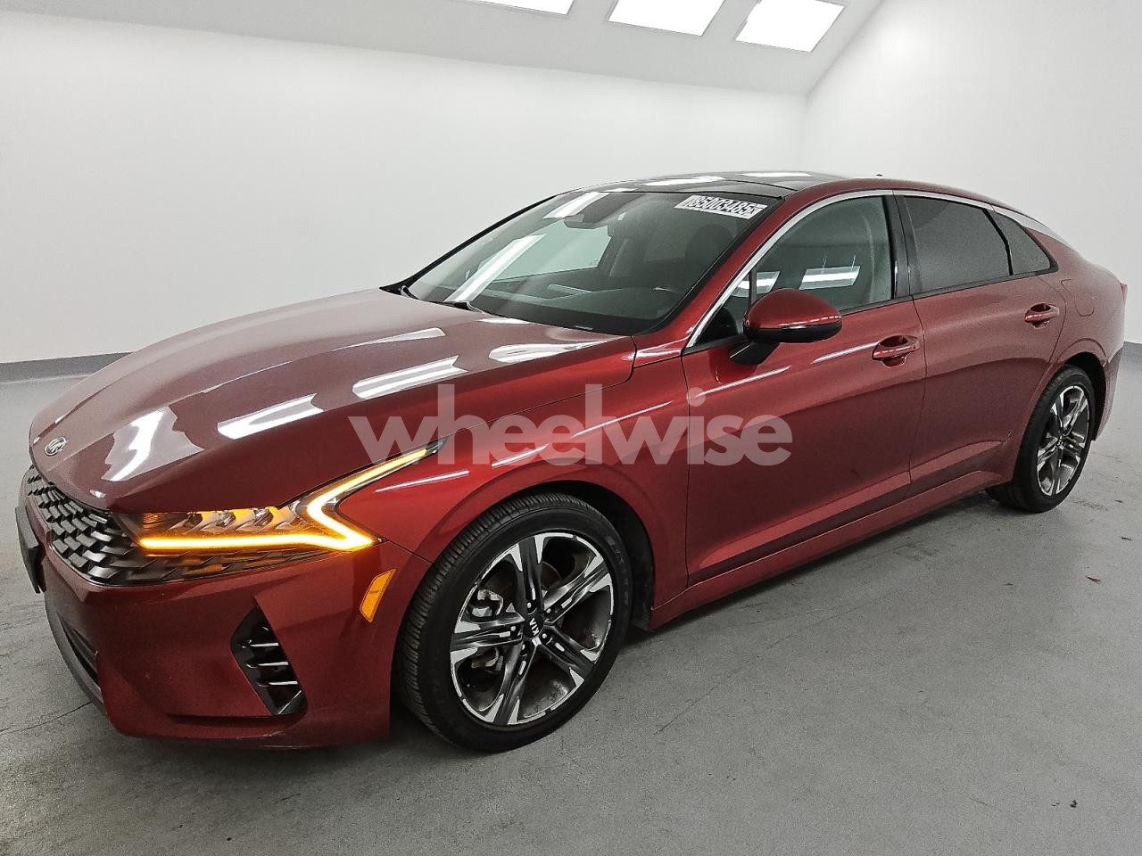 2021 KIA K5 EX (VIN 5XXG34J25MG036221) main photo