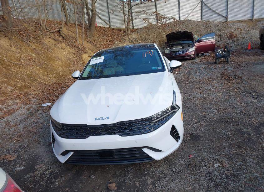 Photo 12 of 2024 Kia K5 EX (VIN 5XXG34J25RG228696)