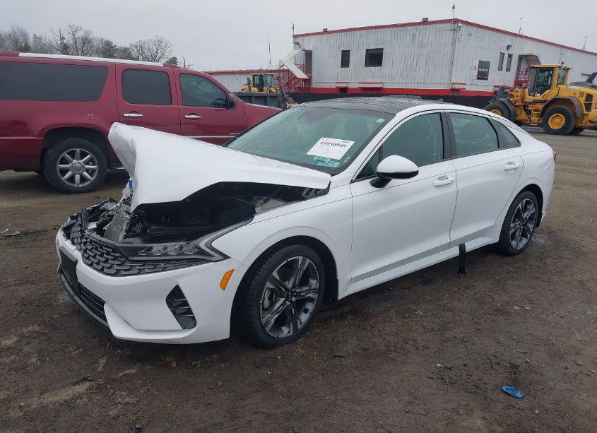 Photo 2 of 2021 Kia K5 EX (VIN 5XXG34J26MG028788)