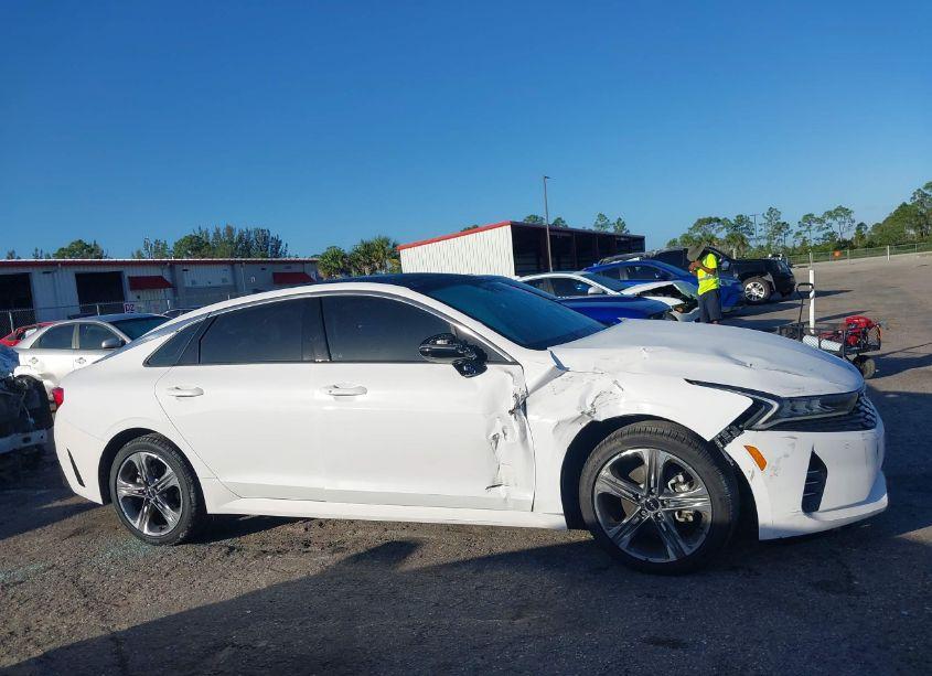 Photo 13 of 2024 Kia K5 EX (VIN 5XXG34J26RG246799)