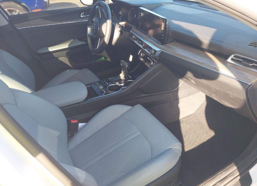 Photo 5 of 2024 Kia K5 EX (VIN 5XXG34J26RG246799)