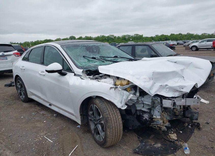 2022 Kia K5 EX (VIN 5XXG34J28NG105792) main photo