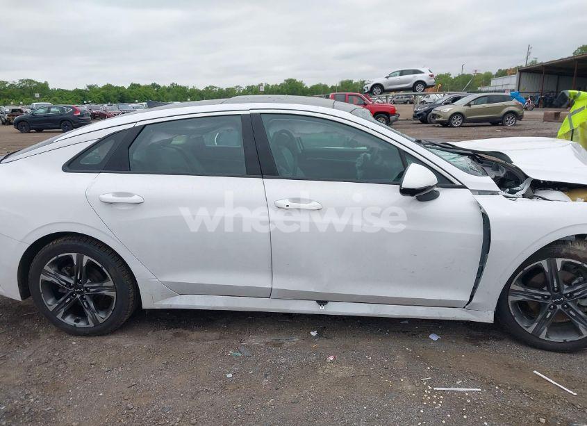 Photo 12 of 2022 Kia K5 EX (VIN 5XXG34J28NG105792)