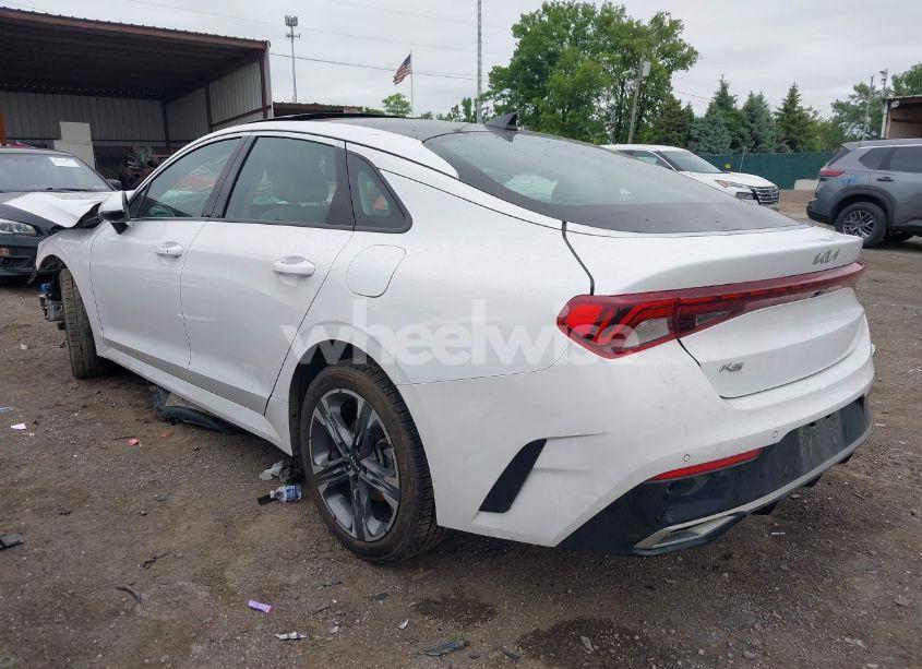 Photo 3 of 2022 Kia K5 EX (VIN 5XXG34J28NG105792)