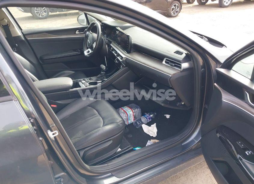 Photo 5 of 2022 Kia K5 EX (VIN 5XXG34J28NG115965)