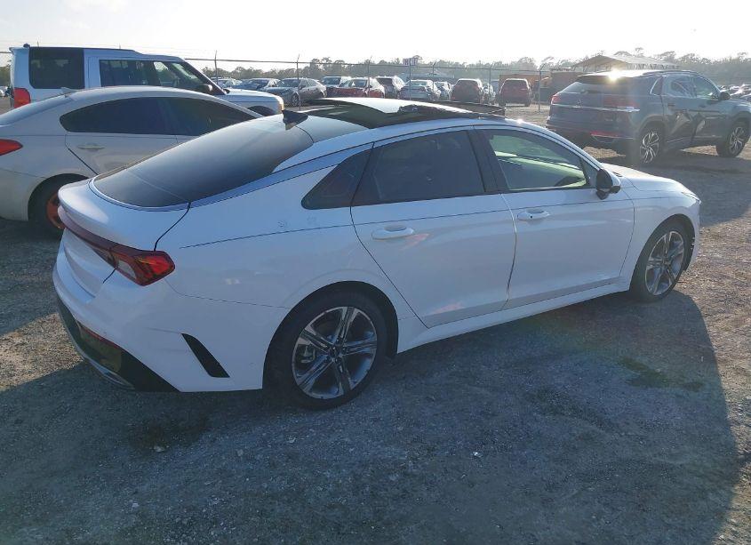 Photo 4 of 2024 Kia K5 EX (VIN 5XXG34J28RG239112)