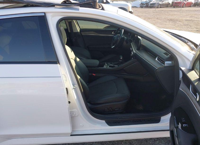 Photo 5 of 2024 Kia K5 EX (VIN 5XXG34J28RG239112)