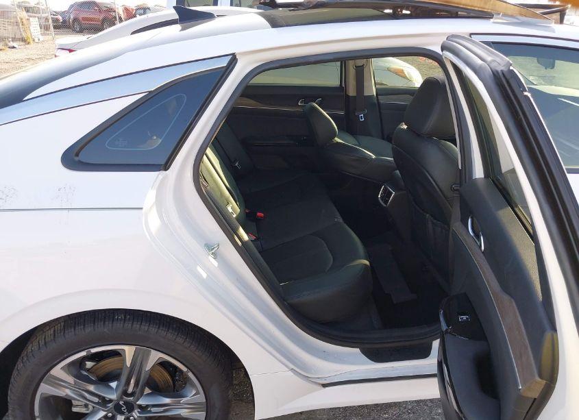 Photo 8 of 2024 Kia K5 EX (VIN 5XXG34J28RG239112)