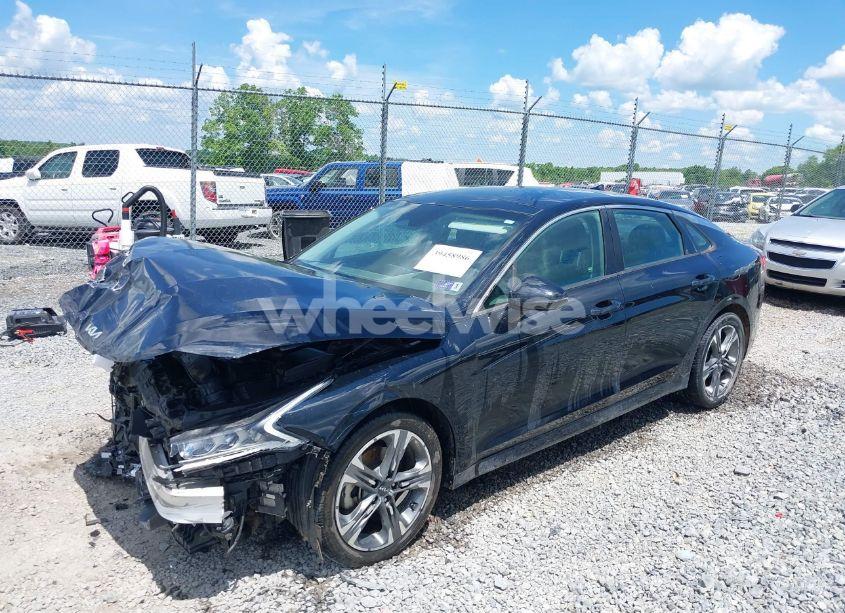 Photo 2 of 2022 Kia K5 EX (VIN 5XXG34J29NG085827)