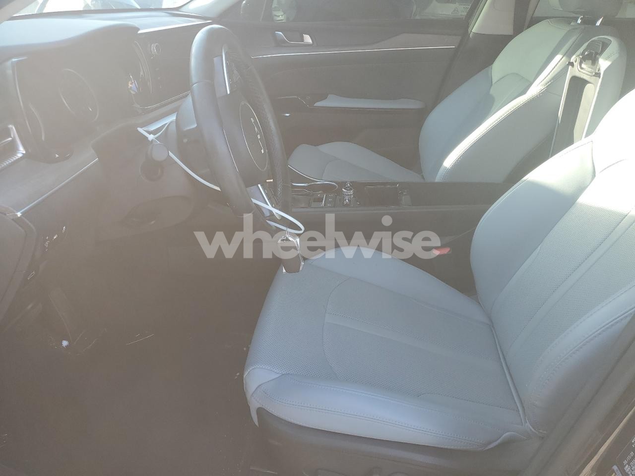 Photo 7 of 2024 KIA K5 EX (VIN 5XXG34J2XRG234266)