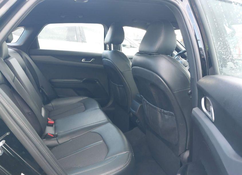 Photo 8 of 2022 Kia K5 GT-LINE (VIN 5XXG64J20NG163483)