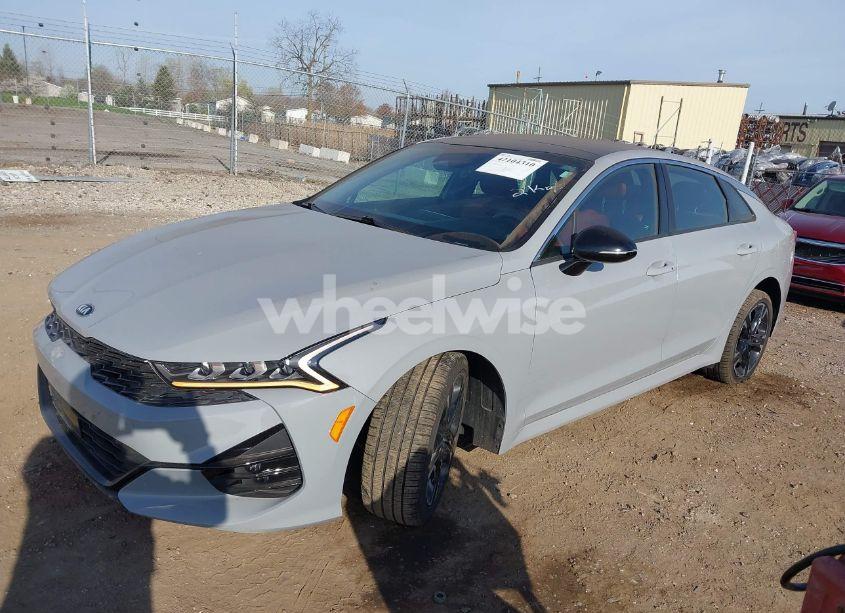 Photo 2 of 2021 Kia K5 GT-LINE (VIN 5XXG64J21MG041410)