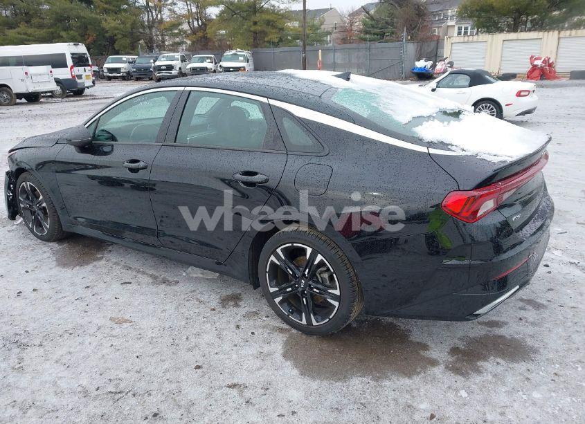 Photo 3 of 2021 Kia K5 GT-LINE (VIN 5XXG64J21MG053167)