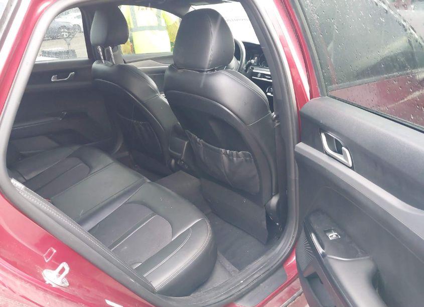 Photo 8 of 2021 Kia K5 GT-LINE (VIN 5XXG64J21MG061415)