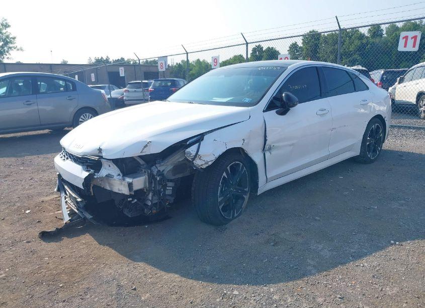 Photo 2 of 2022 Kia K5 GT-LINE (VIN 5XXG64J21NG101266)