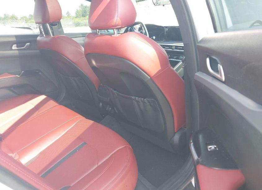 Photo 8 of 2022 Kia K5 GT-LINE (VIN 5XXG64J21NG101266)