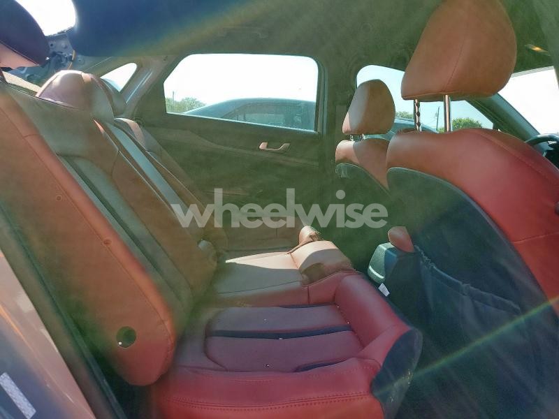 Photo 2 of 2024 KIA K5 GT LINE (VIN 5XXG64J21RG258396)