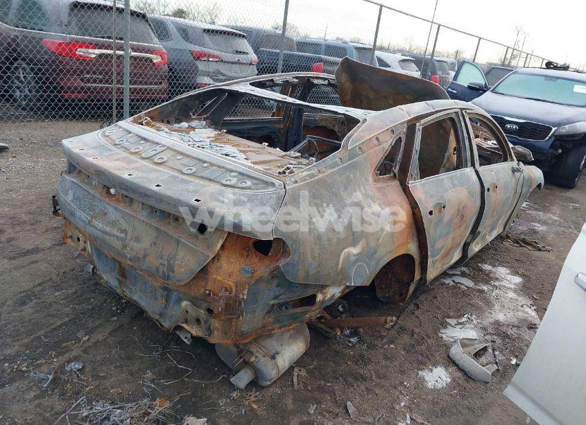 Photo 4 of 2021 Kia K5 GT-LINE (VIN 5XXG64J22MG030772)