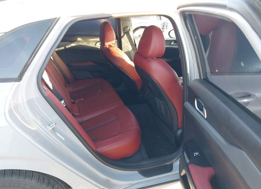 Photo 8 of 2021 Kia K5 GT-LINE (VIN 5XXG64J22MG039603)