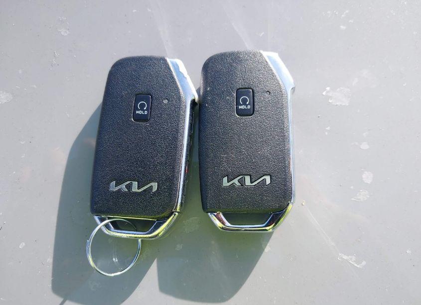 Photo 11 of 2022 Kia K5 GT-LINE (VIN 5XXG64J22NG123096)