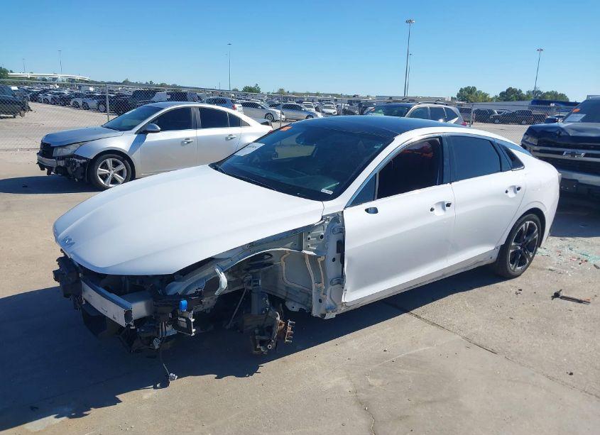 Photo 2 of 2022 Kia K5 GT-LINE (VIN 5XXG64J22NG124975)