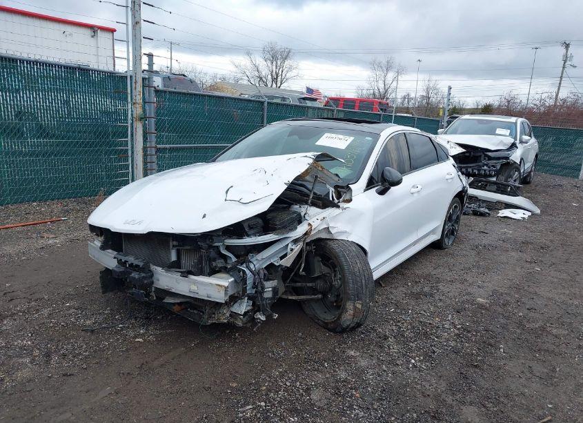 Photo 2 of 2024 Kia K5 GT-LINE (VIN 5XXG64J22RG246290)