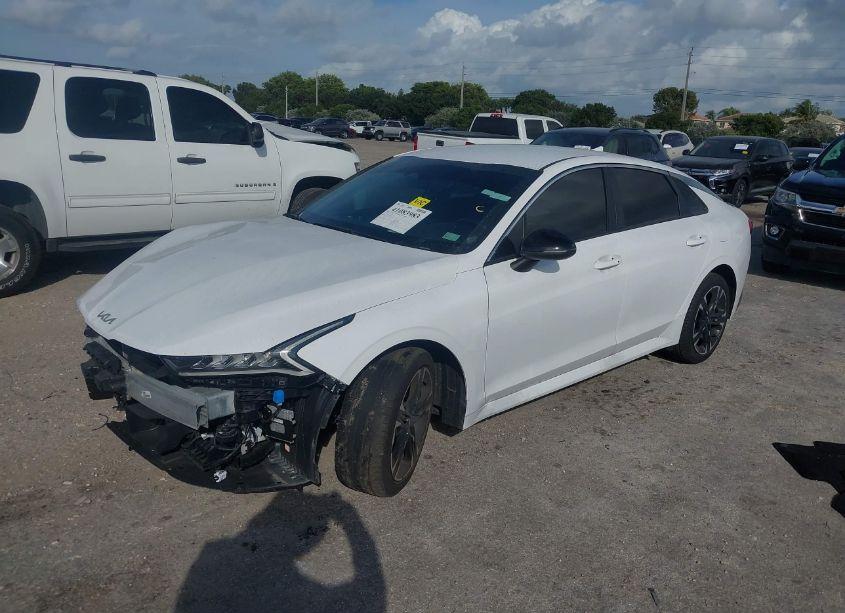 Photo 2 of 2024 Kia K5 GT-LINE (VIN 5XXG64J22RG265163)