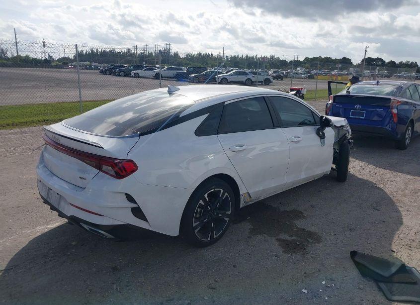 Photo 4 of 2024 Kia K5 GT-LINE (VIN 5XXG64J22RG265163)